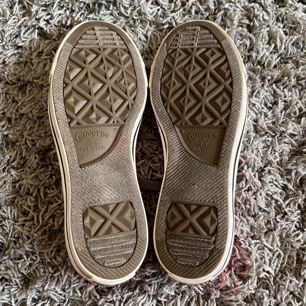 Converse - Picture 2 of 2